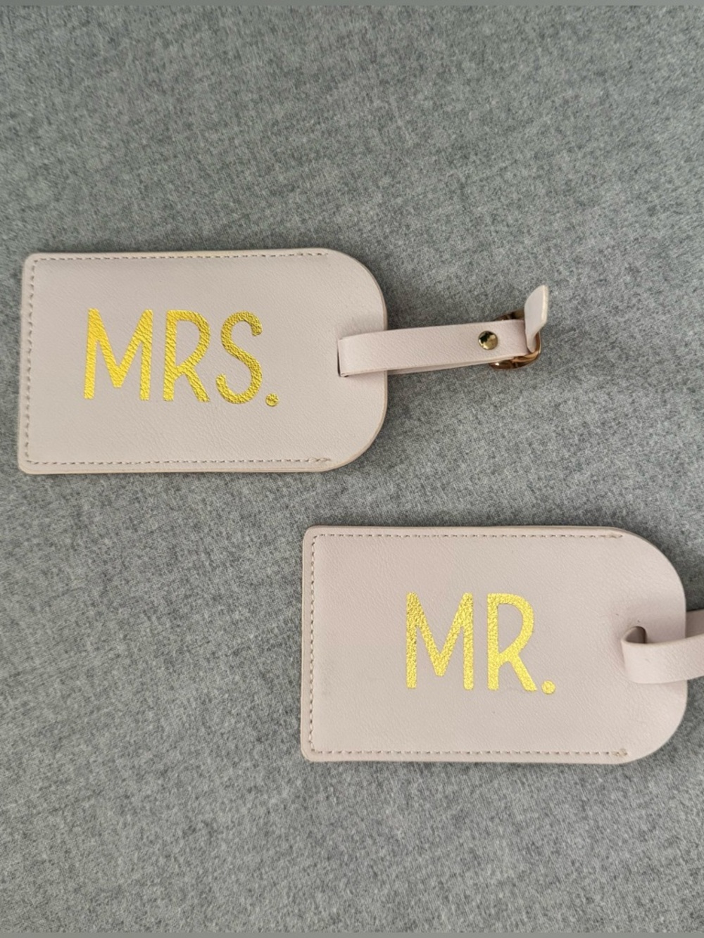 New Mr. & Mrs. Luggage Tags